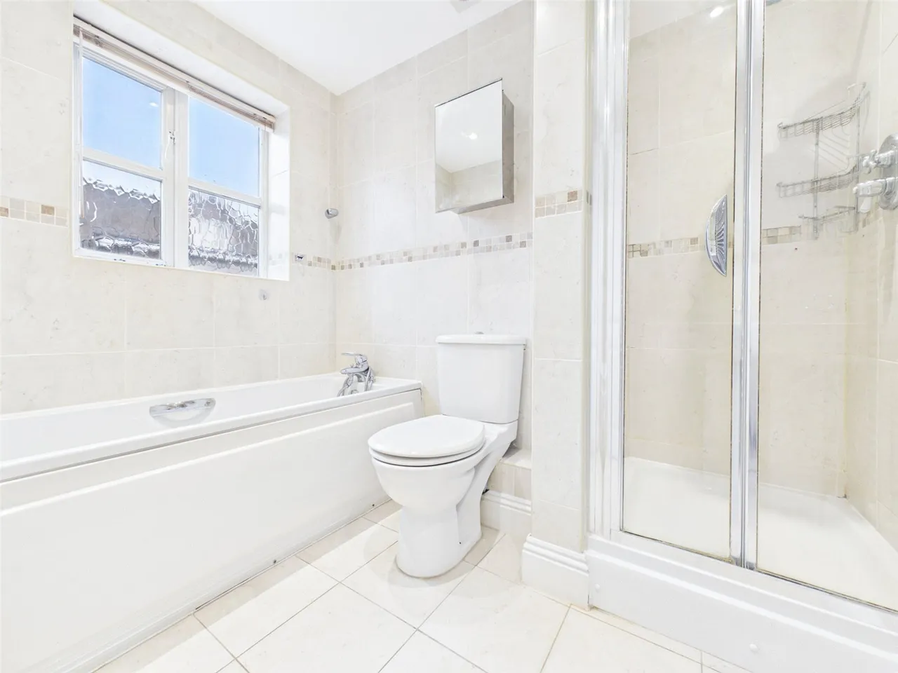 Percy Road, Hampton, TW12, photo 9