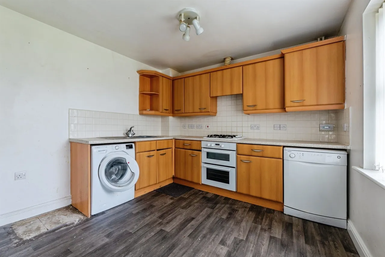 Hamilton Circle, Hamilton, Leicester, photo 3