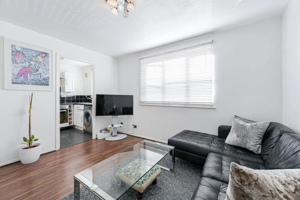 23 Stunell House, John Williams Close, London, photo 4