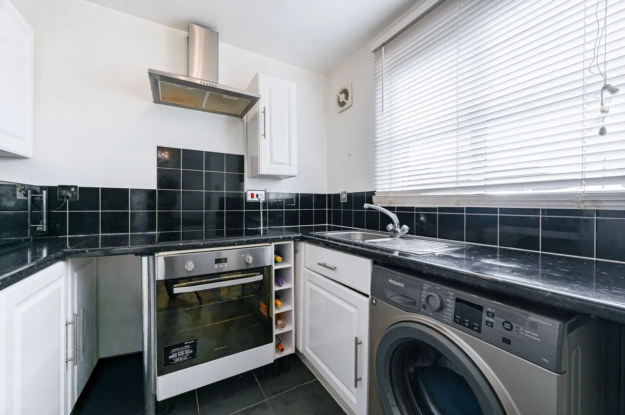 1 bed flat for sale — 23 Stunell House, John Williams Close, London