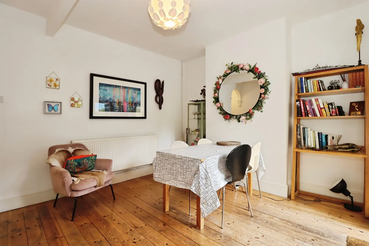 2 bed house for sale — Chaplin Road, BRISTOL