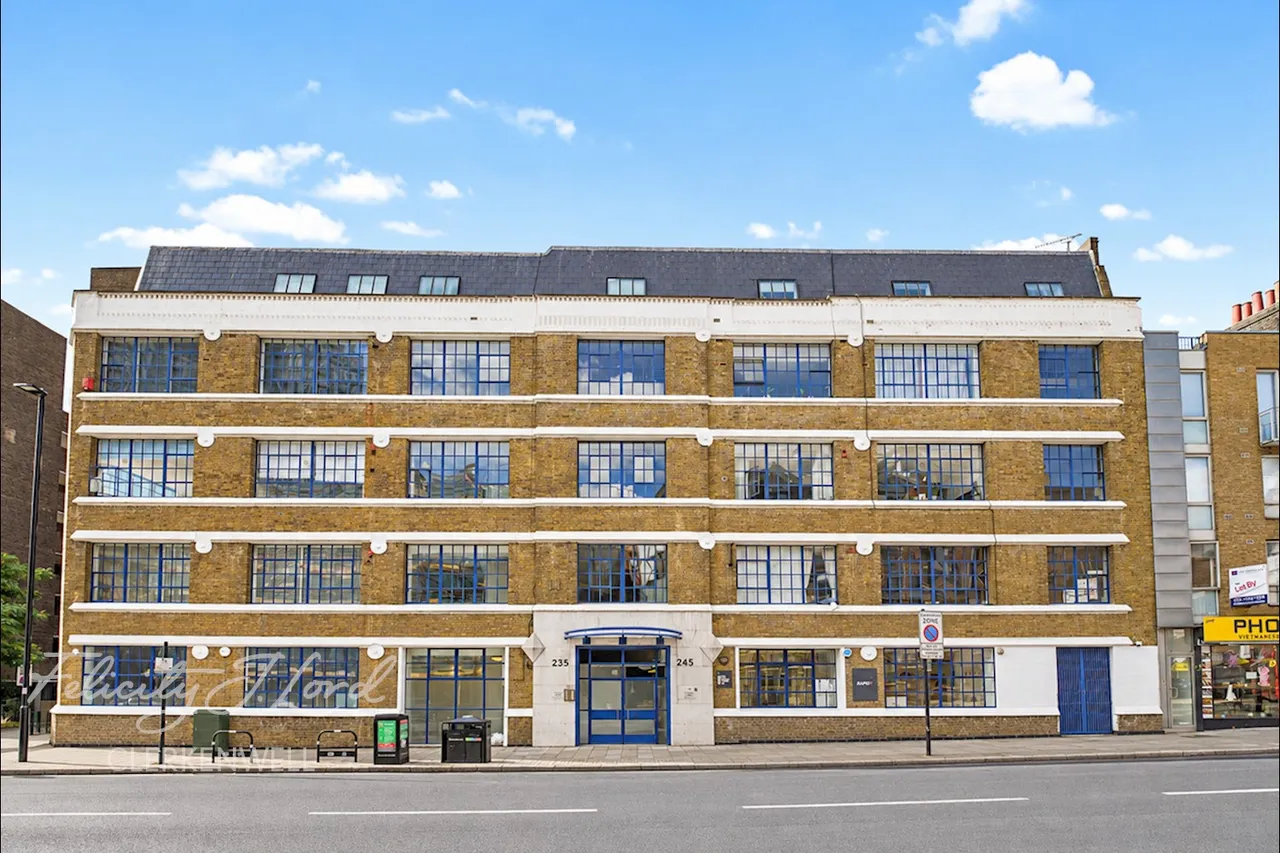 Goswell Road, London, photo 23