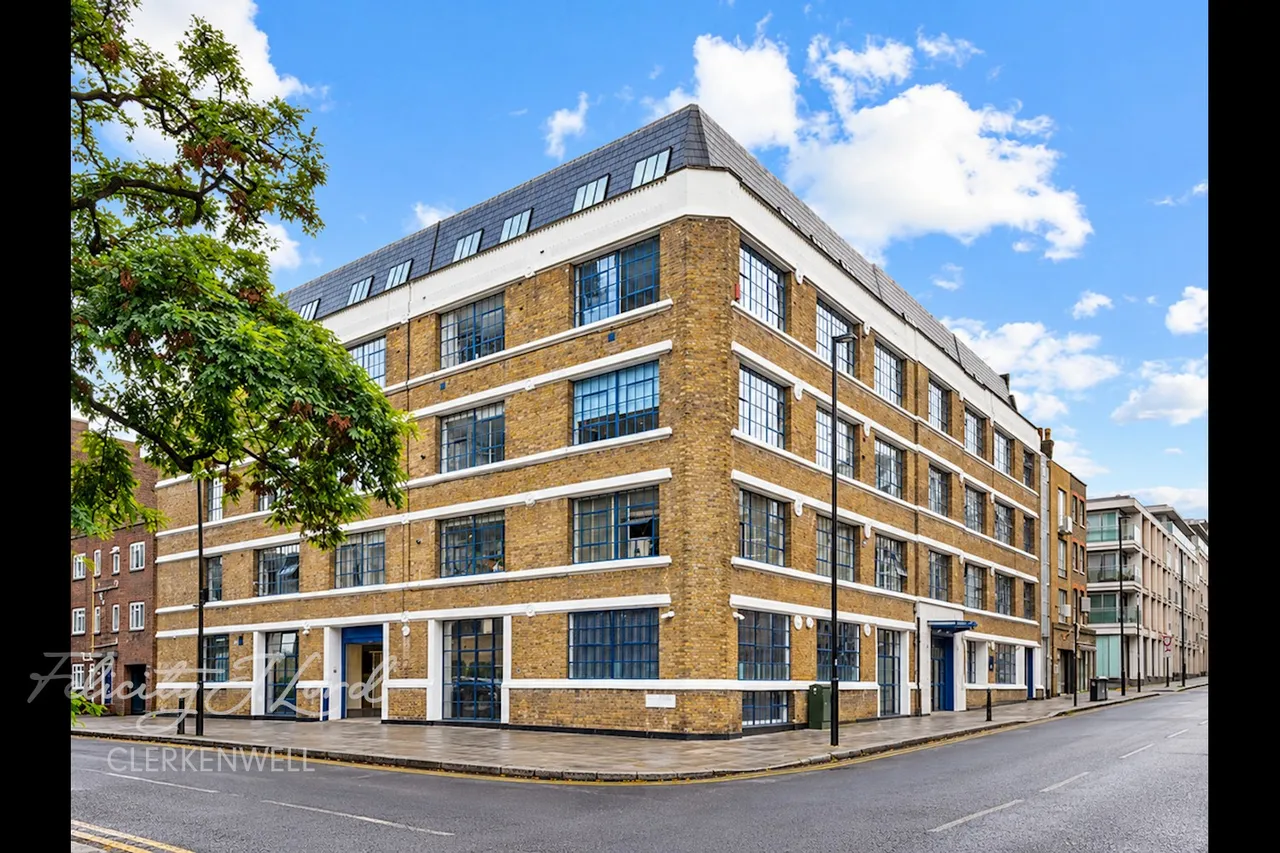Goswell Road, London, photo 22