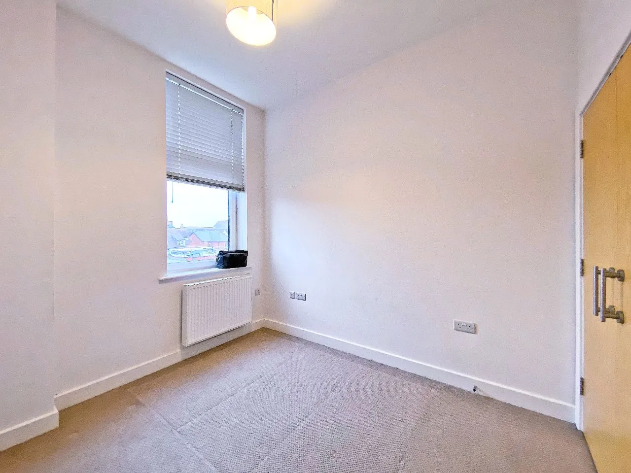 Knoll Road, Camberley, Surrey, GU15 3BP, photo 6