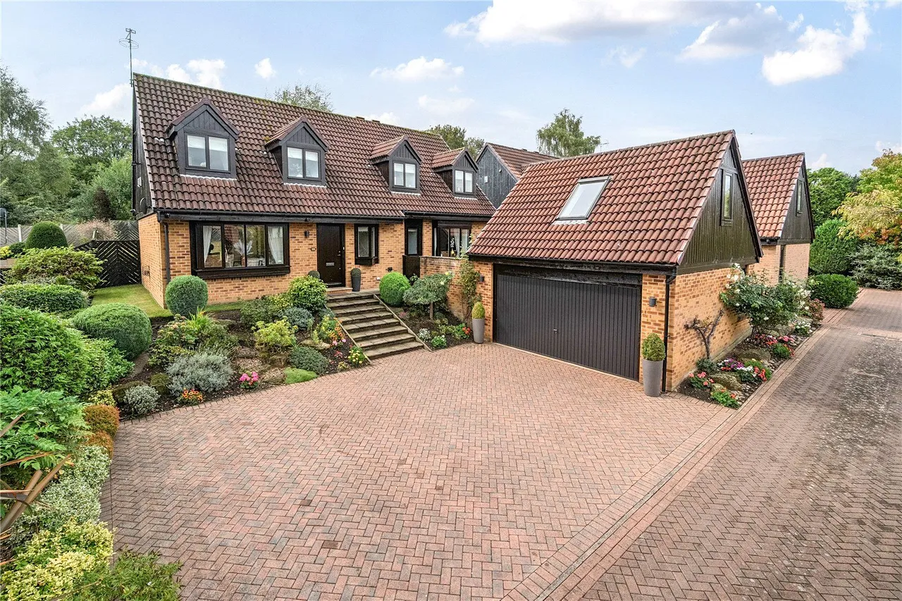 New Farmers Hill, Woodlesford, LS26, photo 13