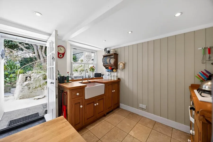 Wheelers Bay, Ventnor, PO38, photo 11