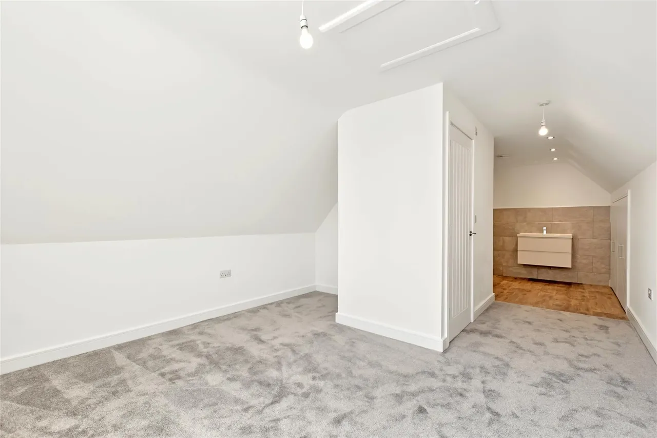 St. Norbert Drive, Kirk Hallam, DE7, photo 10