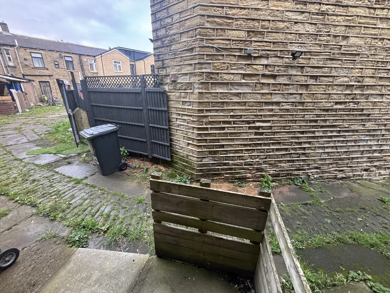 Beacon Street, Huddersfield, HD2, photo 9