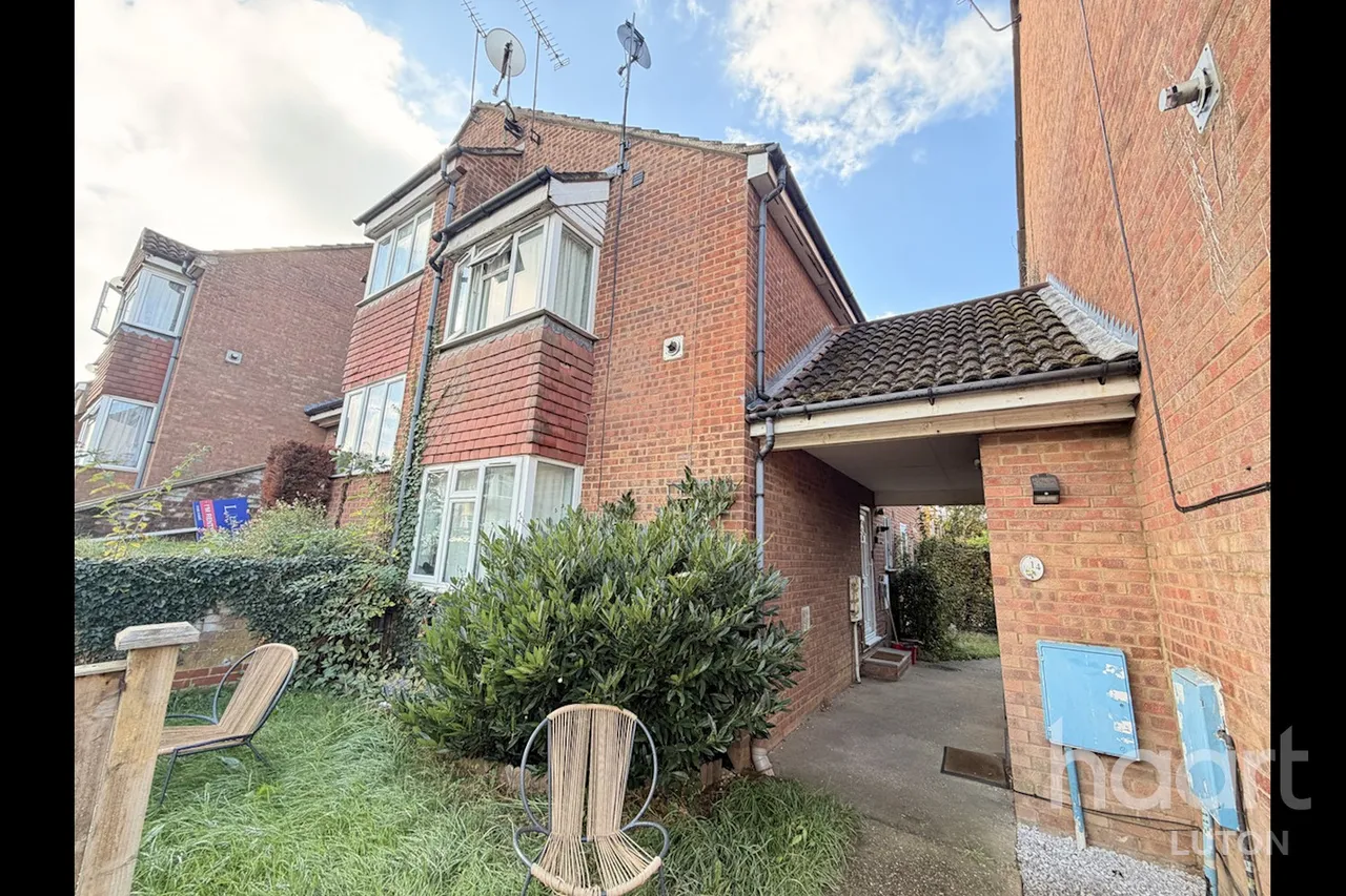 2 bed house to rent, Mount Pleasant Road, LU3