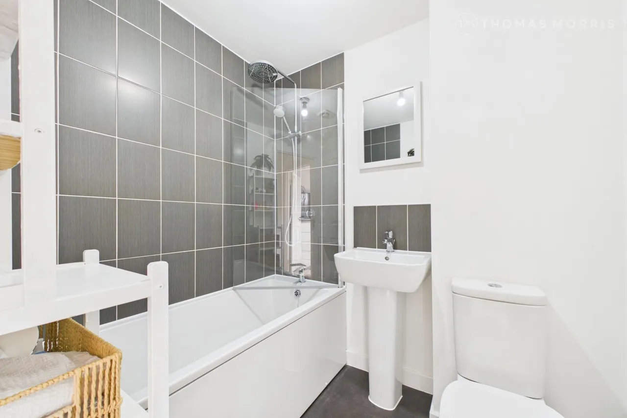 Bloomfield Drive, Huntingdon, PE29, photo 6