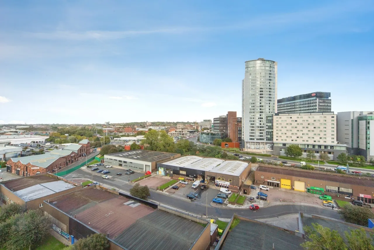 William Jessop Way, Liverpool, L3, photo 8