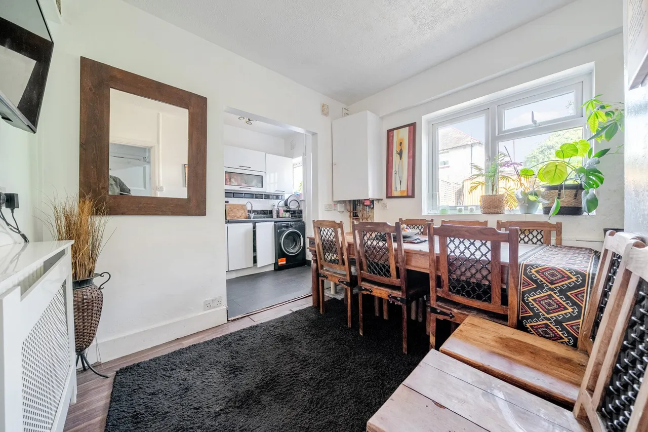 Mayeswood Road, SE12, photo 12