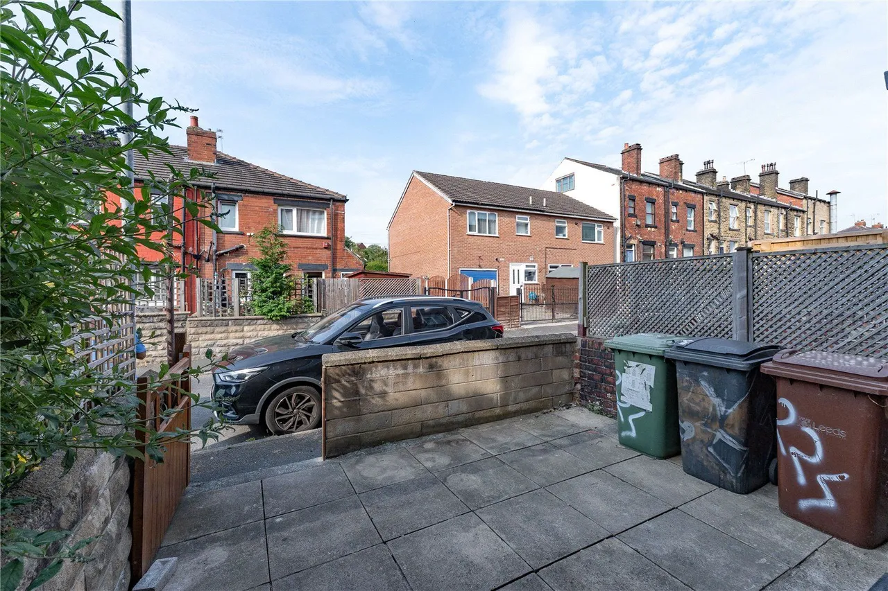 Low Lane, Horsforth, LS18, photo 12