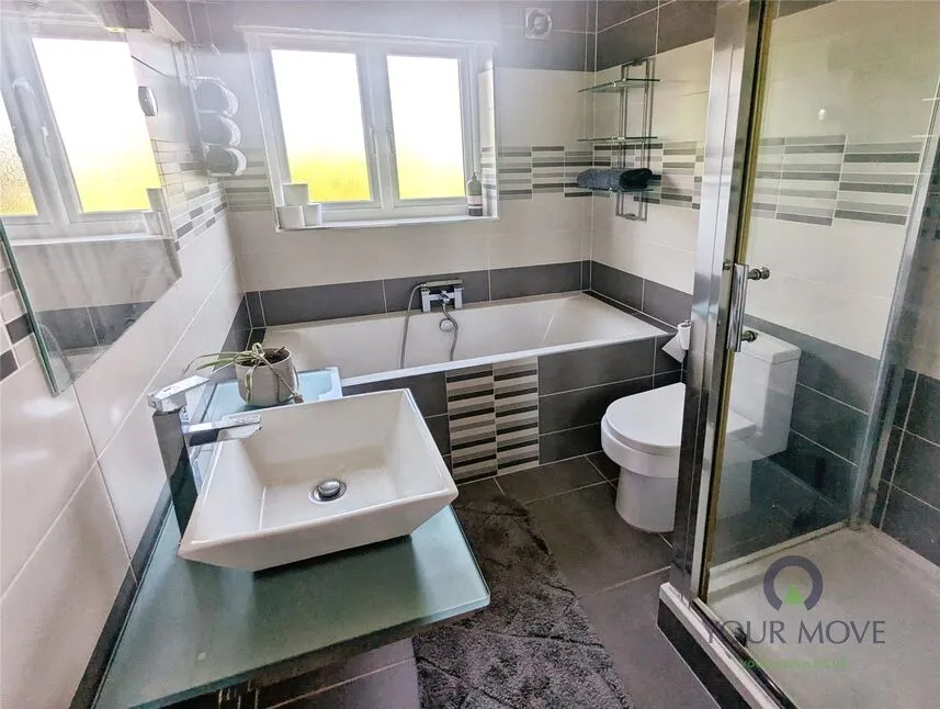 Park Hall Road, Mansfield Woodhouse, Nottinghamshire, NG19, photo 4