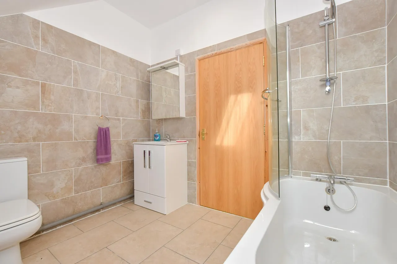 Whiteley Bank, PO38, photo 6