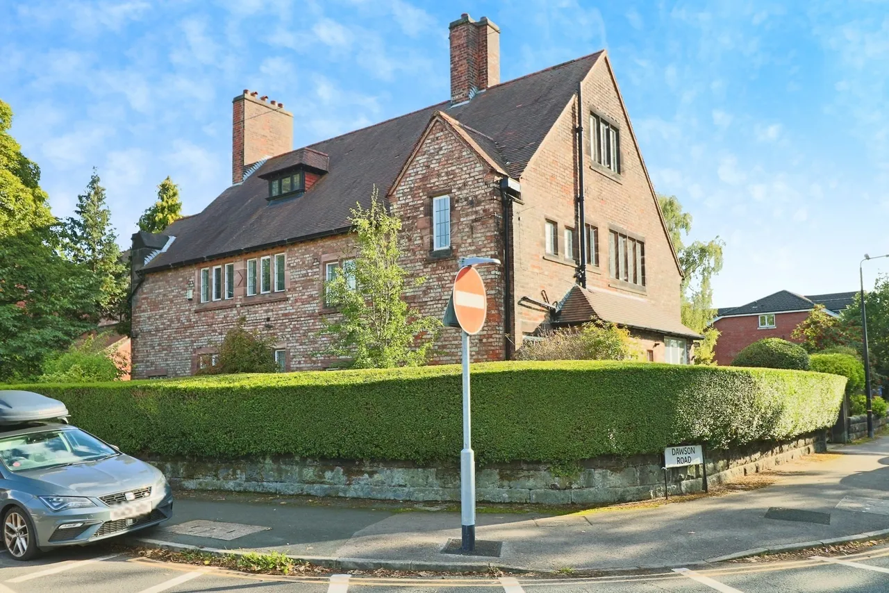 7 bed house for sale — Lindsell Road, West Timperley, Altrincham, WA14