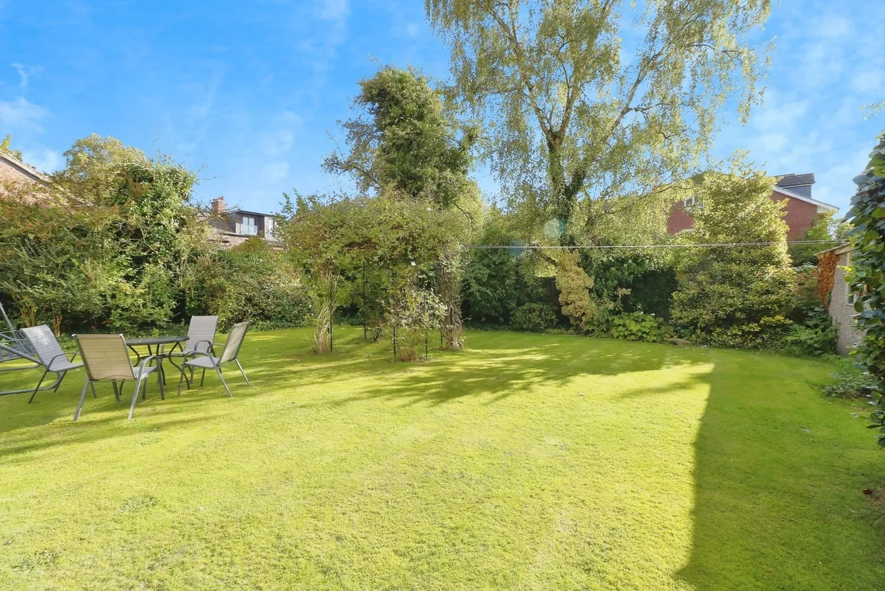 Lindsell Road, West Timperley, Altrincham, WA14, photo 12