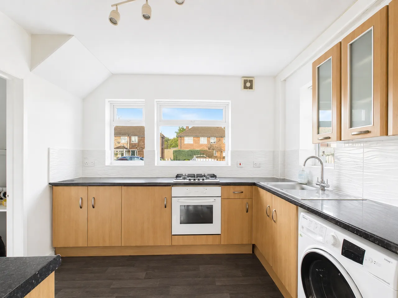 Crossfell Road, Middlesbrough, TS3 7PF, photo 2