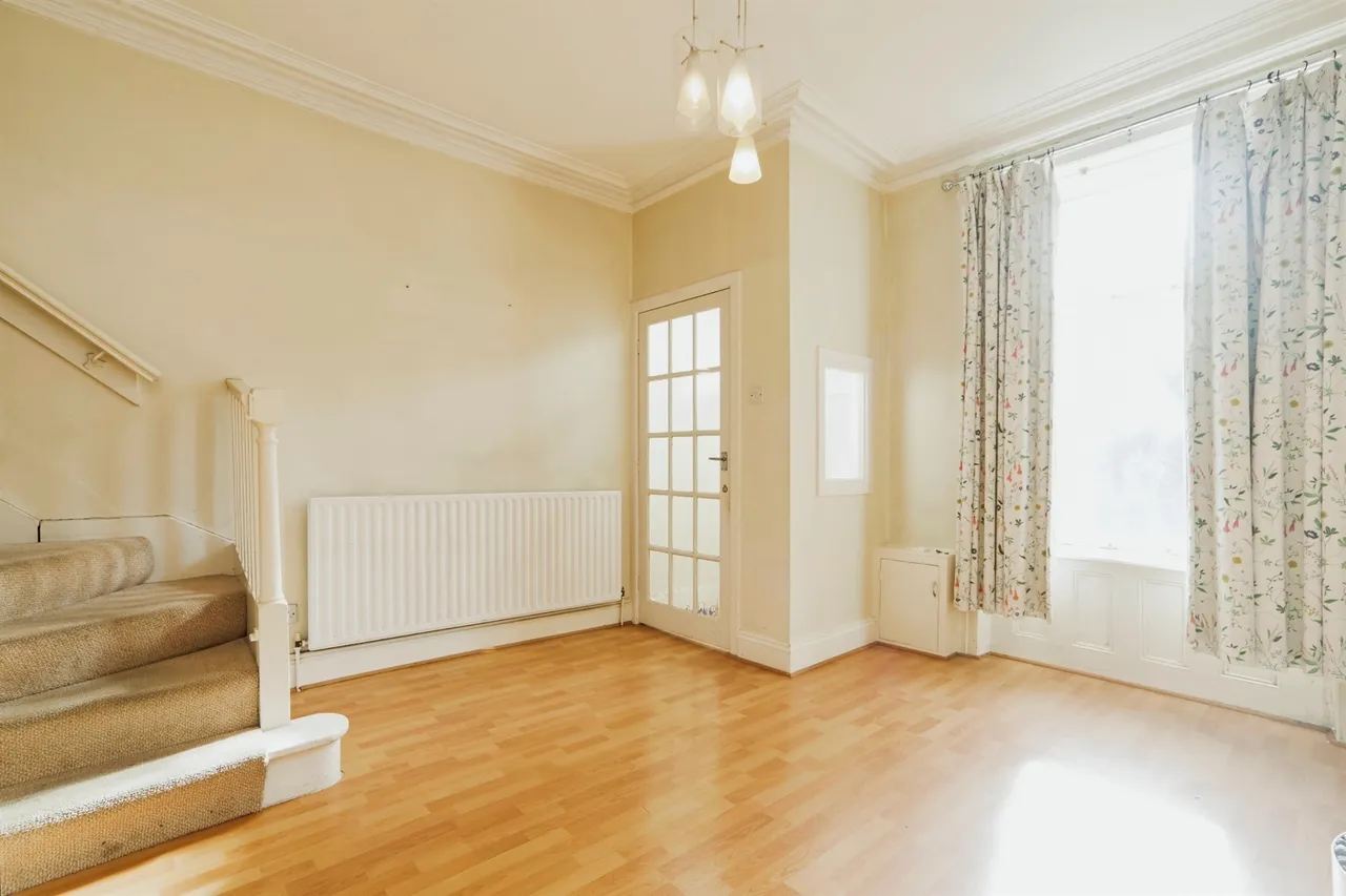 Alexandra Road, Shipley, BD18, photo 4