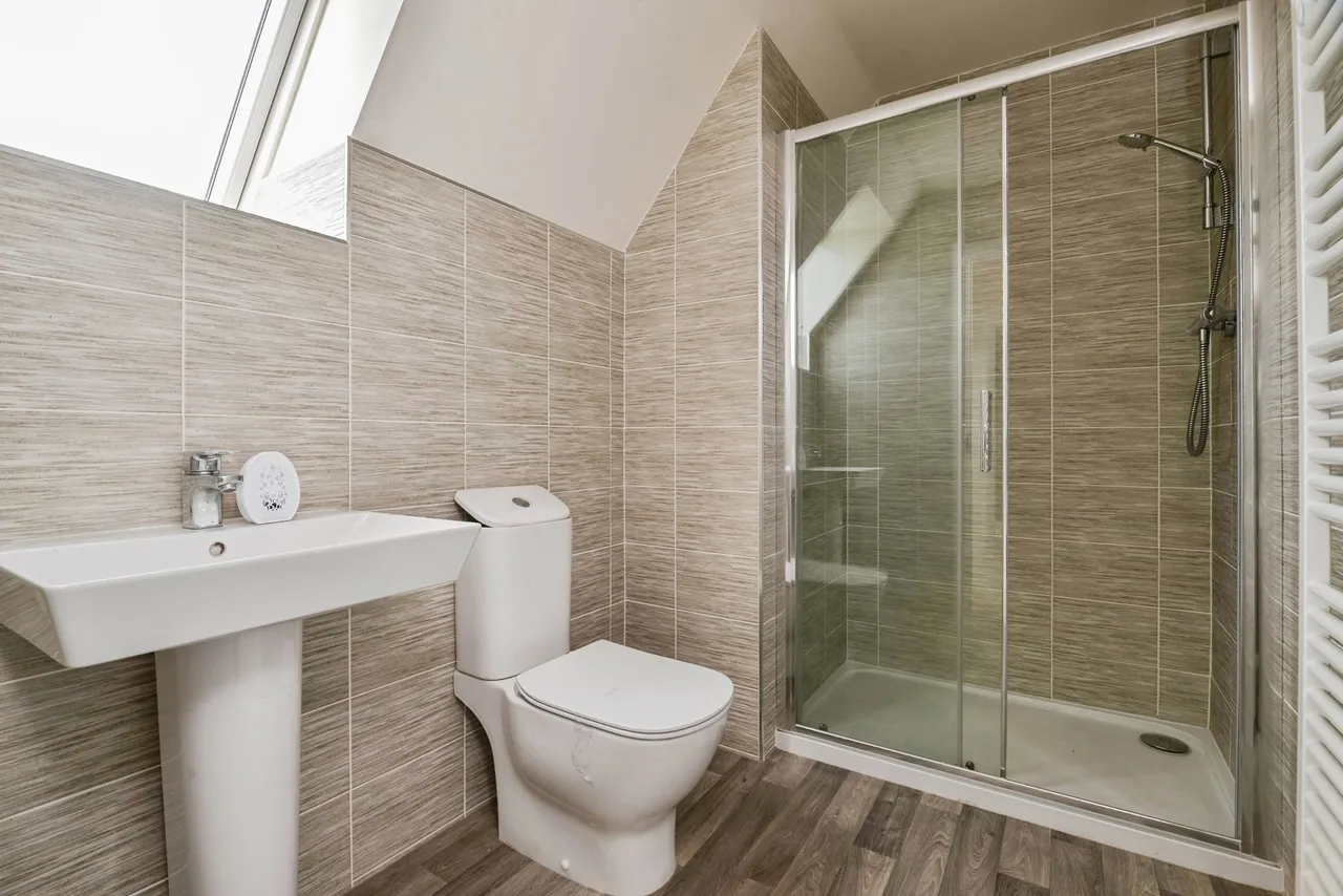 Cotcliffe Way, Nunthorpe, Middlesbrough, North Yorkshire, TS7, photo 17