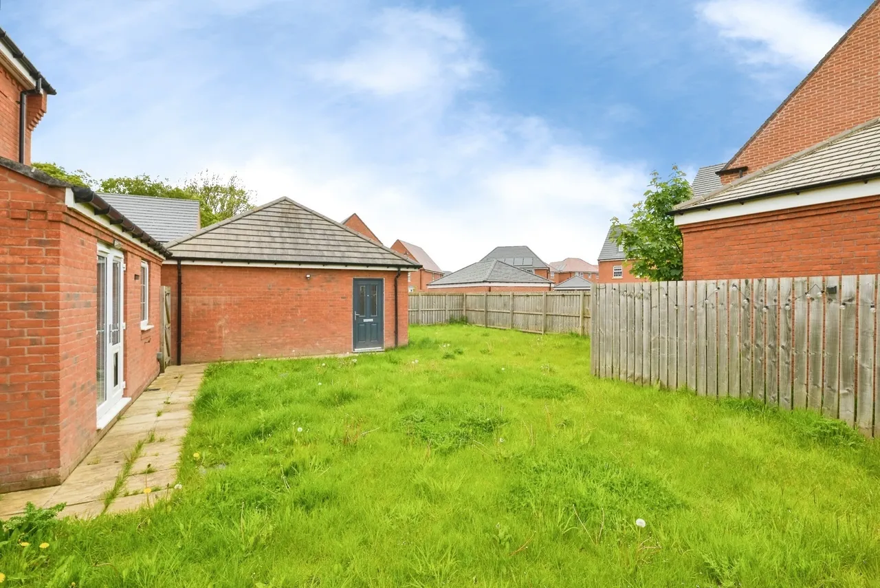 Cotcliffe Way, Nunthorpe, Middlesbrough, North Yorkshire, TS7, photo 16