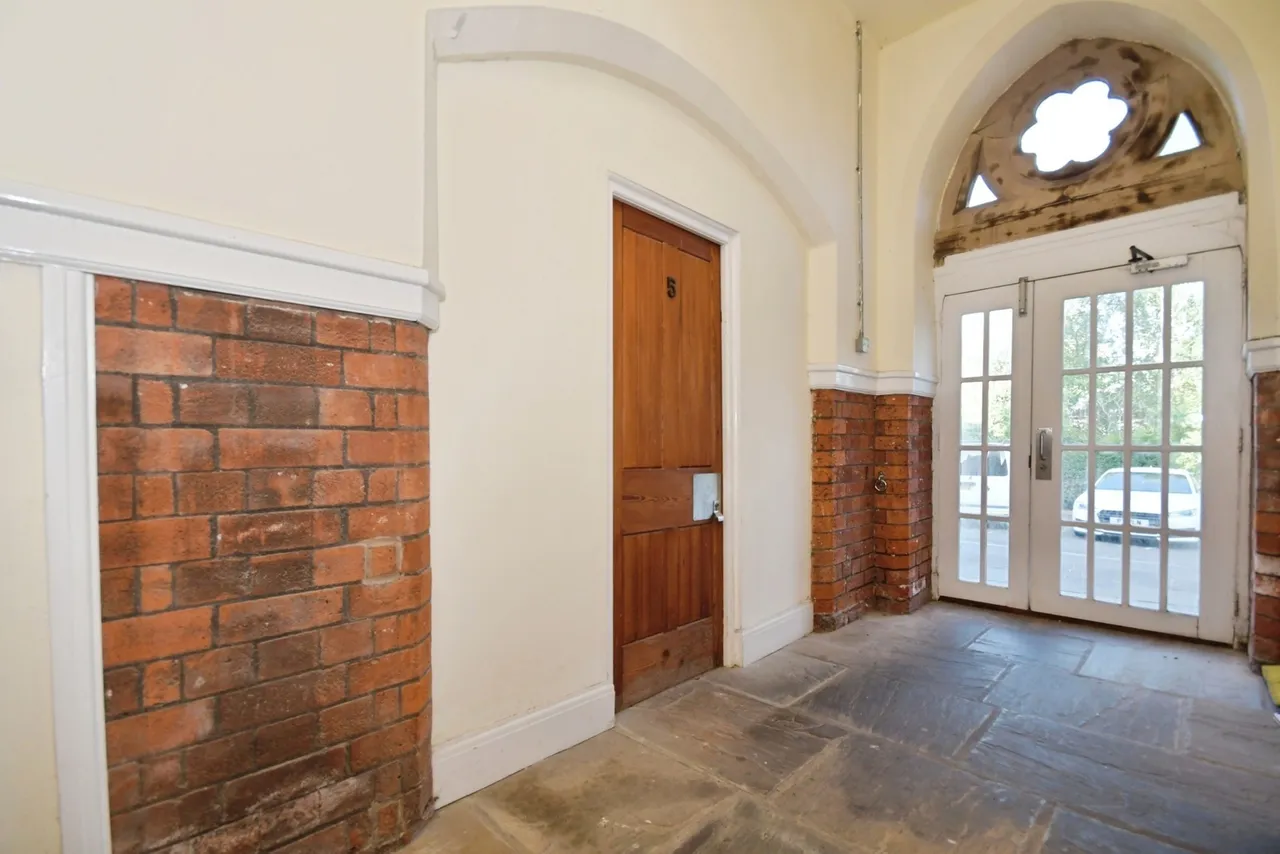 Devonshire Street, Brimington, S43, photo 4
