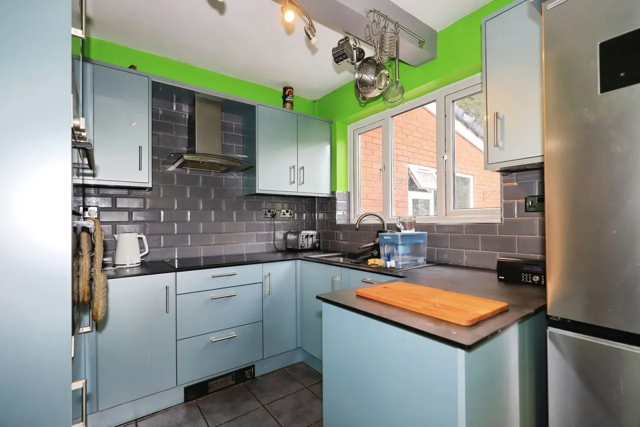 Birches Barn Road, Wolverhampton, WV3, photo 11