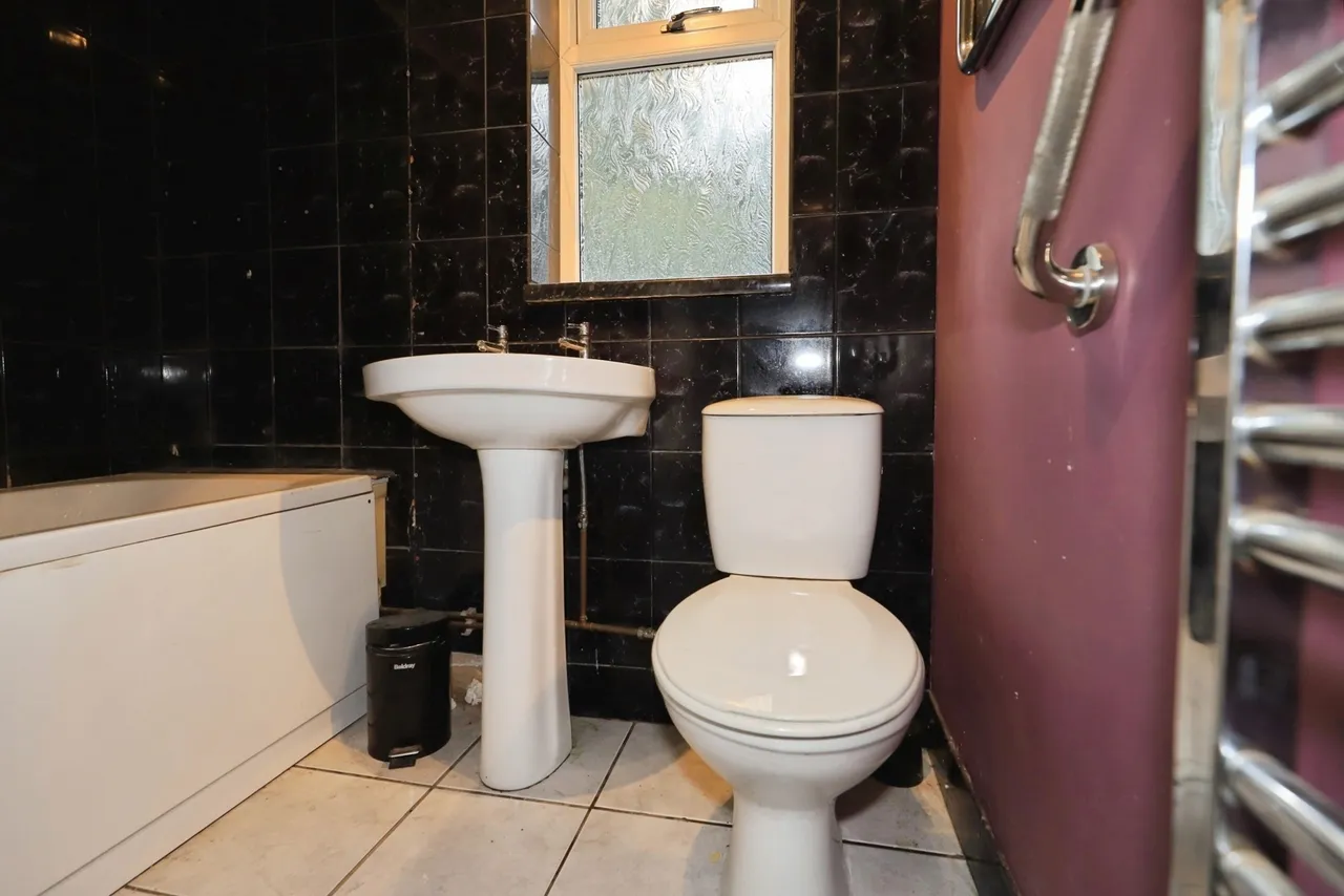 Birches Barn Road, Wolverhampton, WV3, photo 12