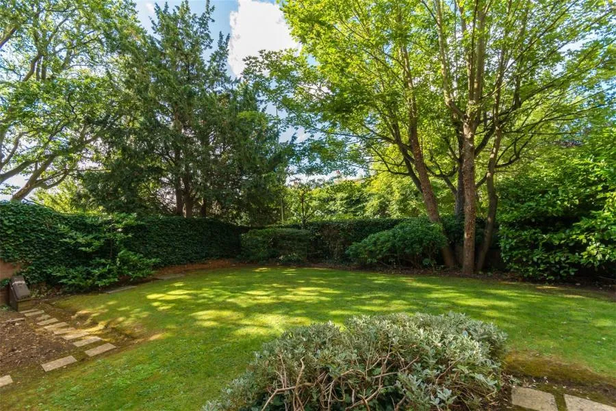 Woodstock Road, North Oxford, OX2, photo 13
