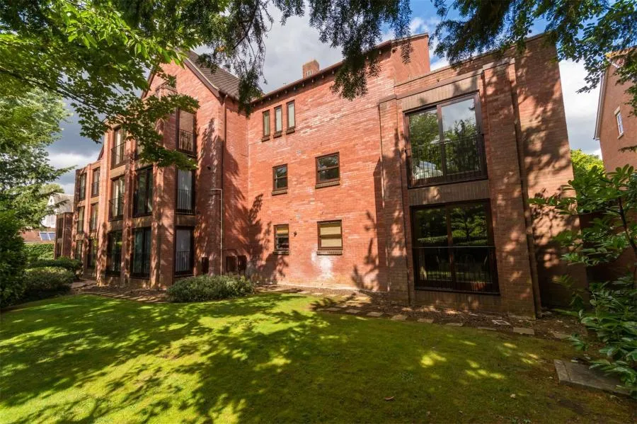 2 bed flat for sale, Woodstock Road, North Oxford, OX2