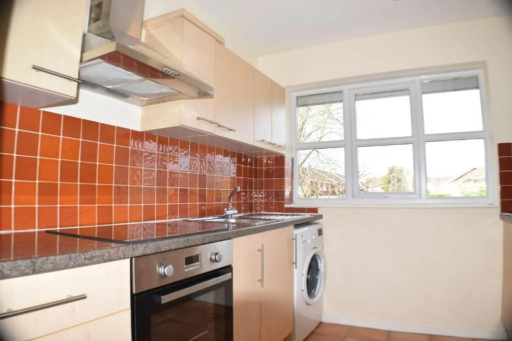 Chesford Grove, Stratford-upon-Avon, CV37, photo 3