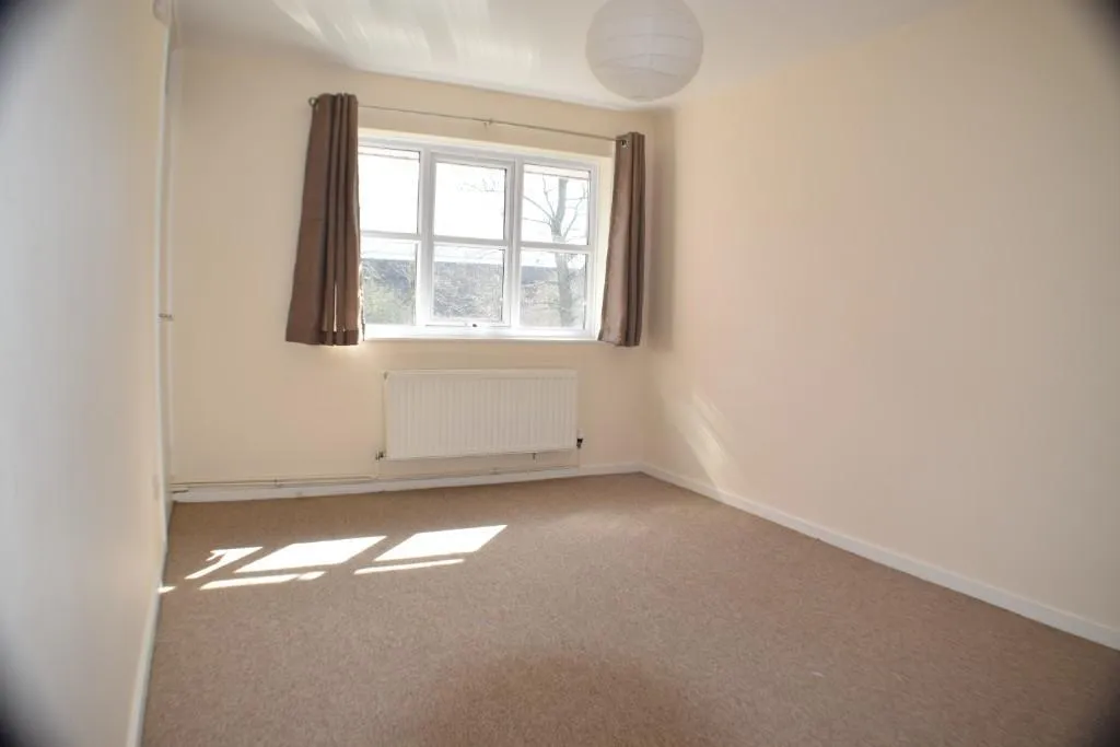 Chesford Grove, Stratford-upon-Avon, CV37, photo 2