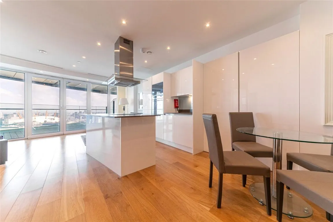 1 bed flat for sale, Arena Tower, London