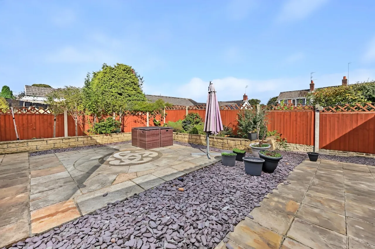 Blythe Avenue, Meir Heath, ST3, photo 4