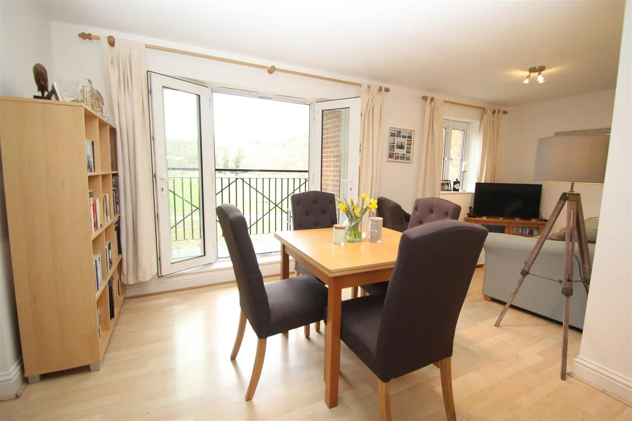Wye Gardens, High Wycombe, HP12, photo 5