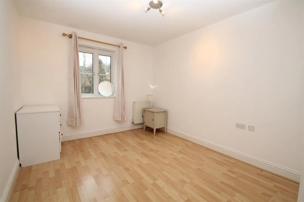 Wye Gardens, High Wycombe, HP12, photo 8