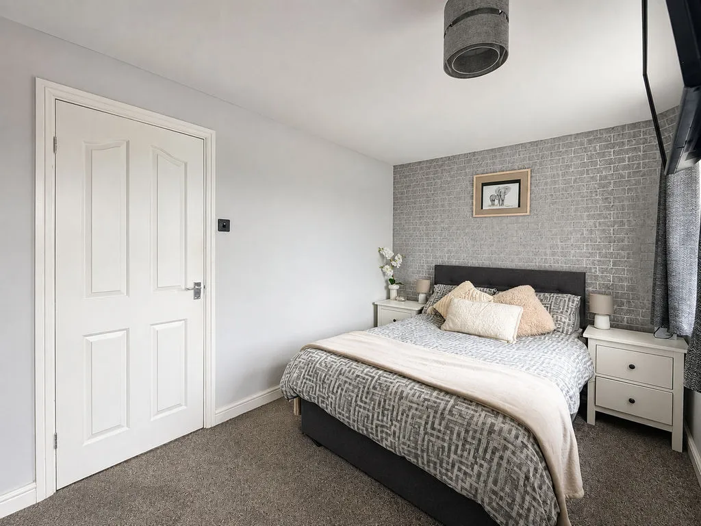 Kestrel Way, Cheslyn Hay, WS6, photo 7