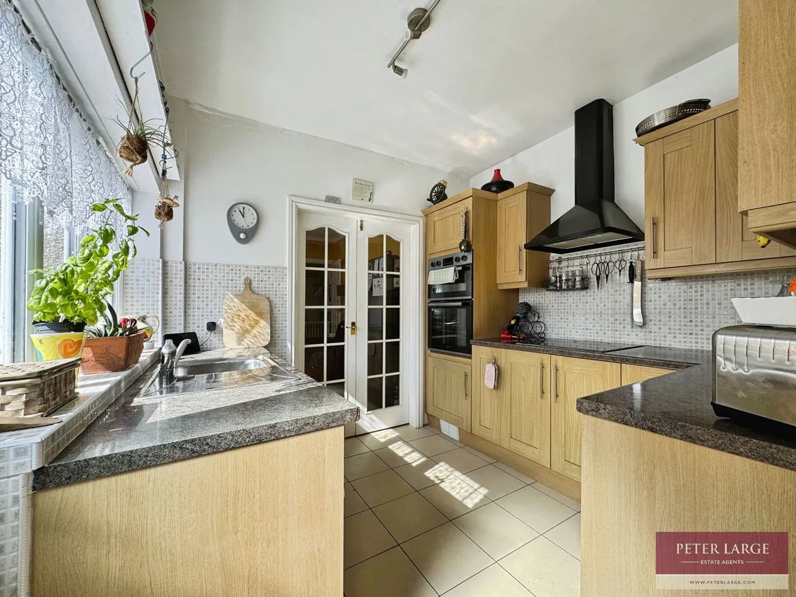 Sandringham Avenue, Rhyl, Denbighshire, LL18 1NF, photo 7