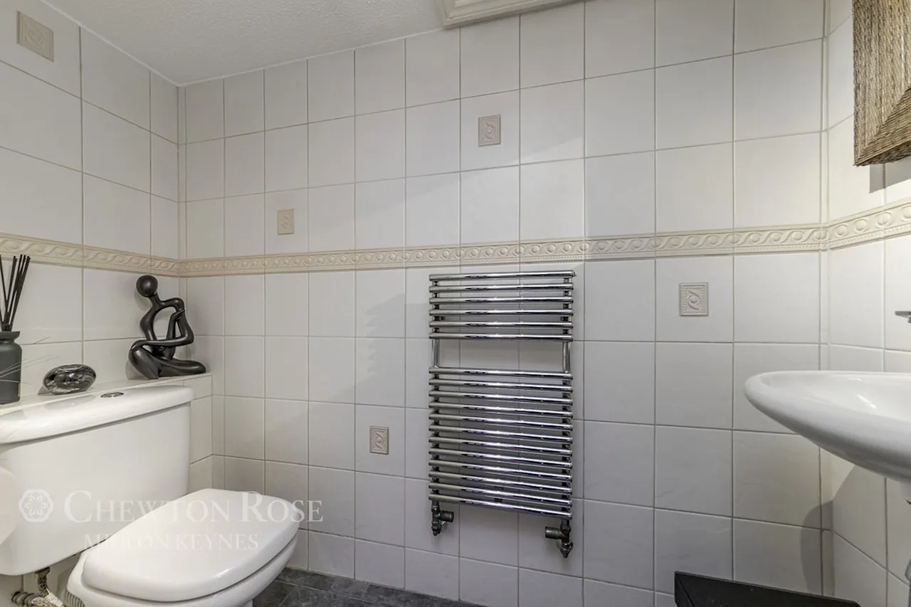 Redland Drive, Loughton, photo 25