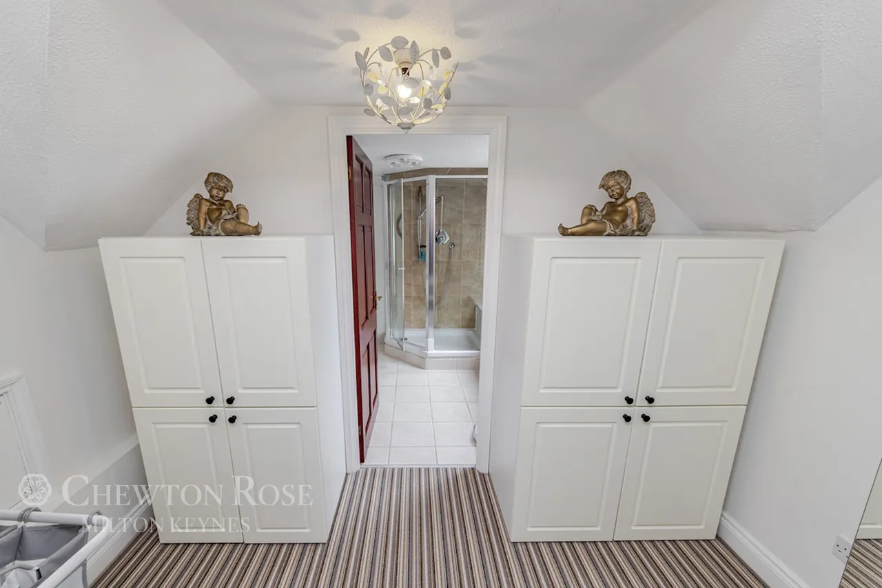 Redland Drive, Loughton, photo 30