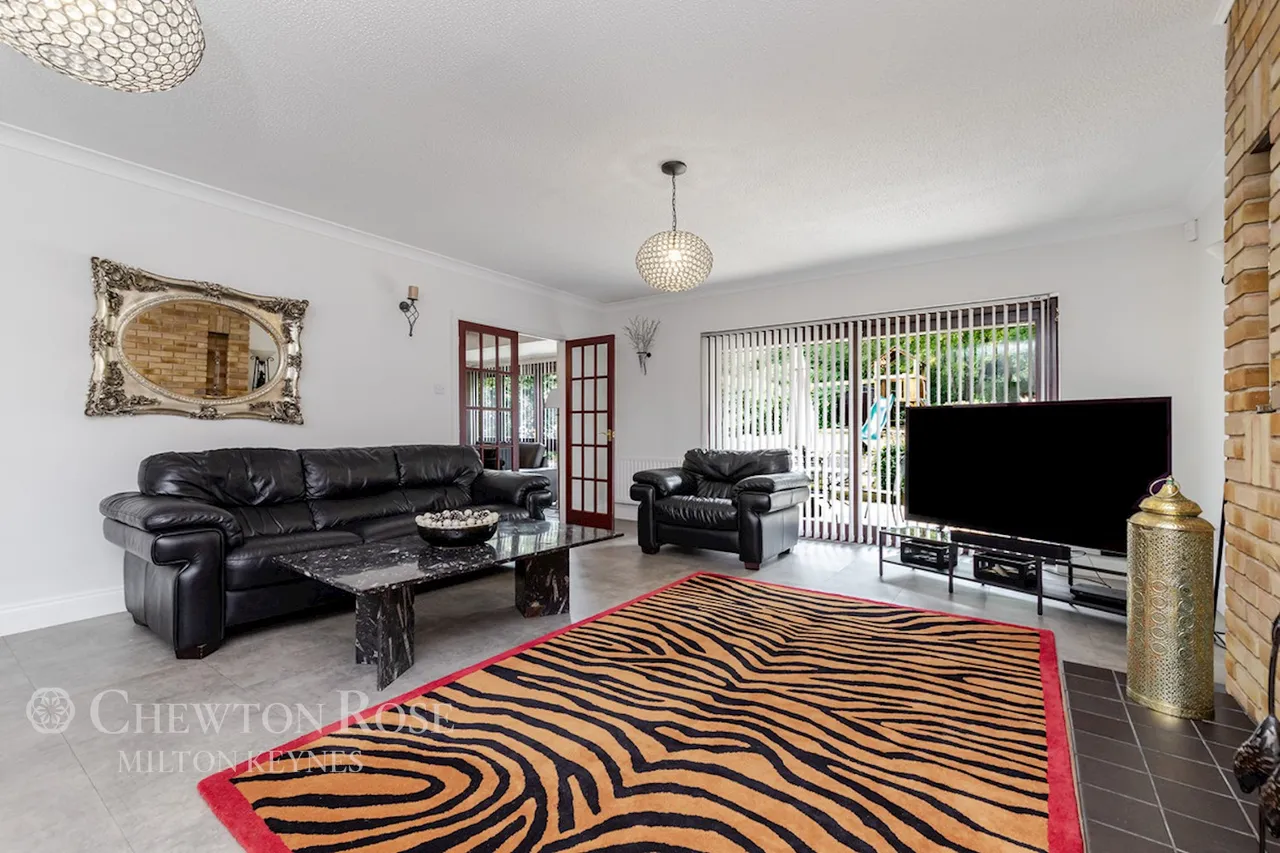 Redland Drive, Loughton, photo 15