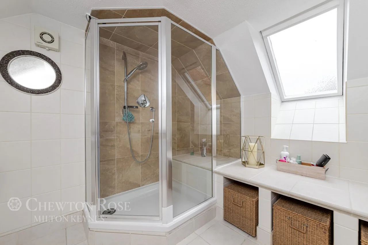 Redland Drive, Loughton, photo 33