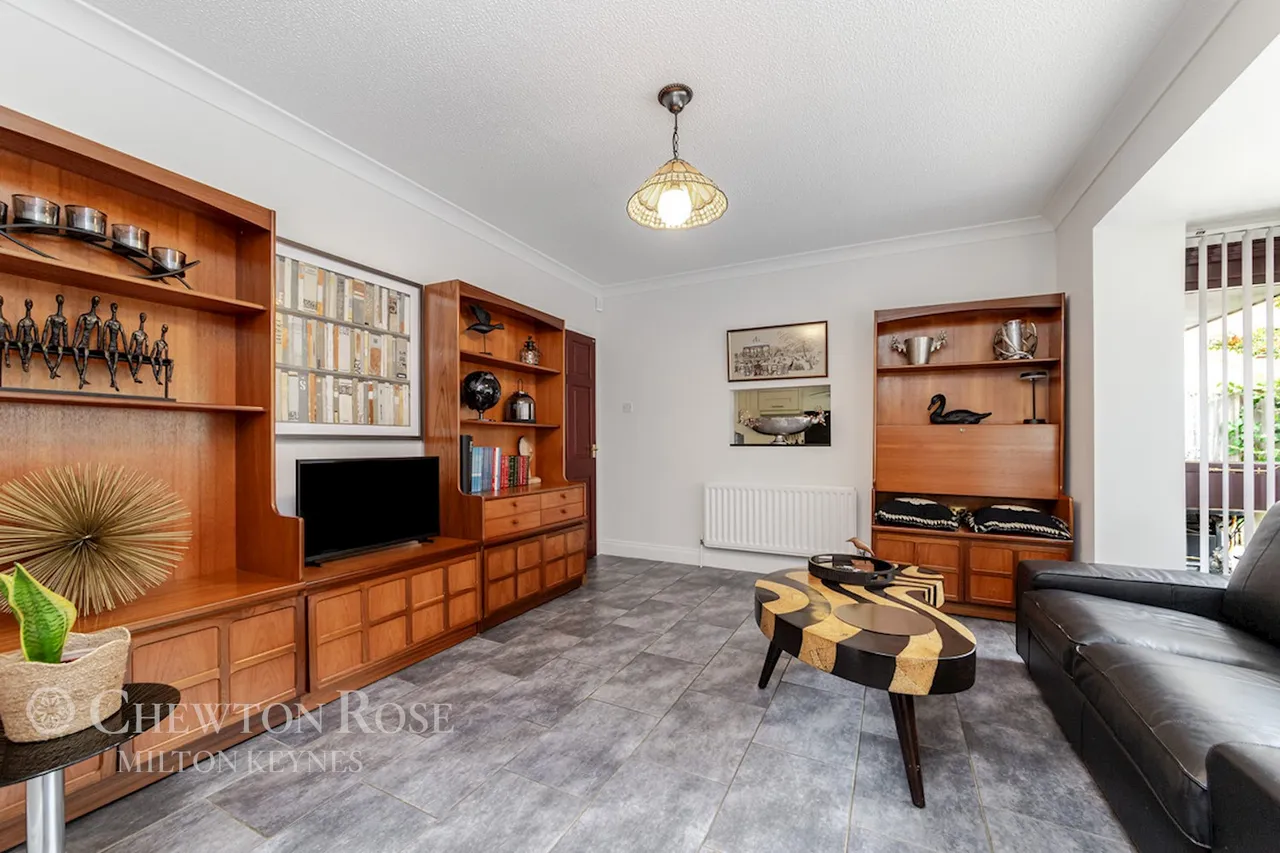 Redland Drive, Loughton, photo 17