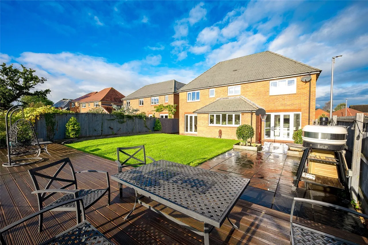 Shire Way, Tattenhall, CH3, photo 27