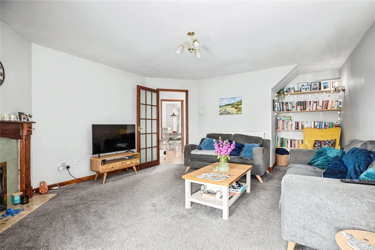 Bow Street, SY24, photo 13