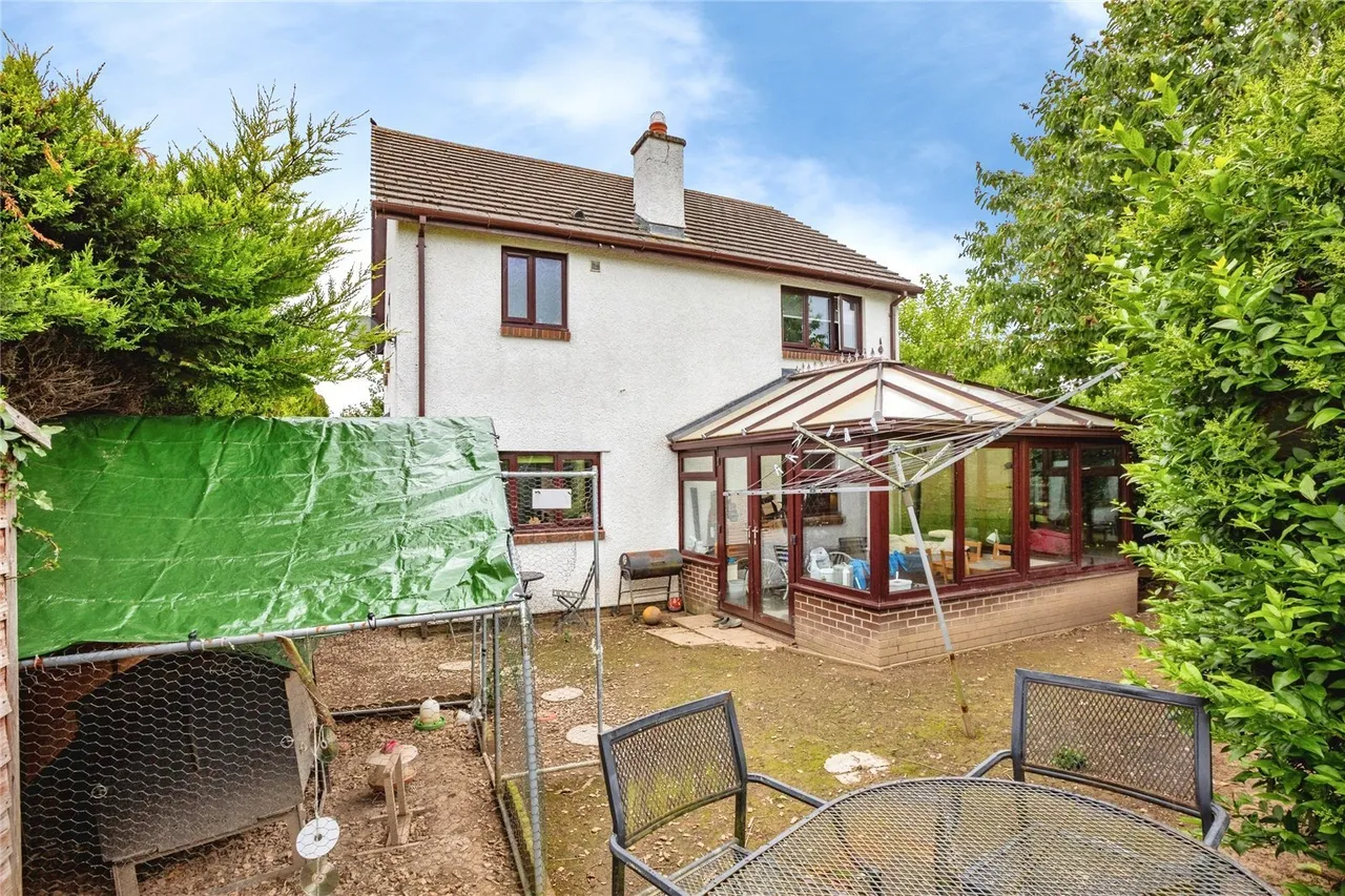 Bow Street, SY24, photo 24