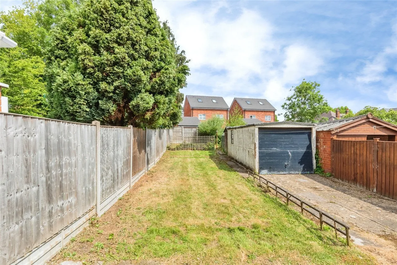 Roland Avenue, Holbrooks, Coventry, CV6, photo 4