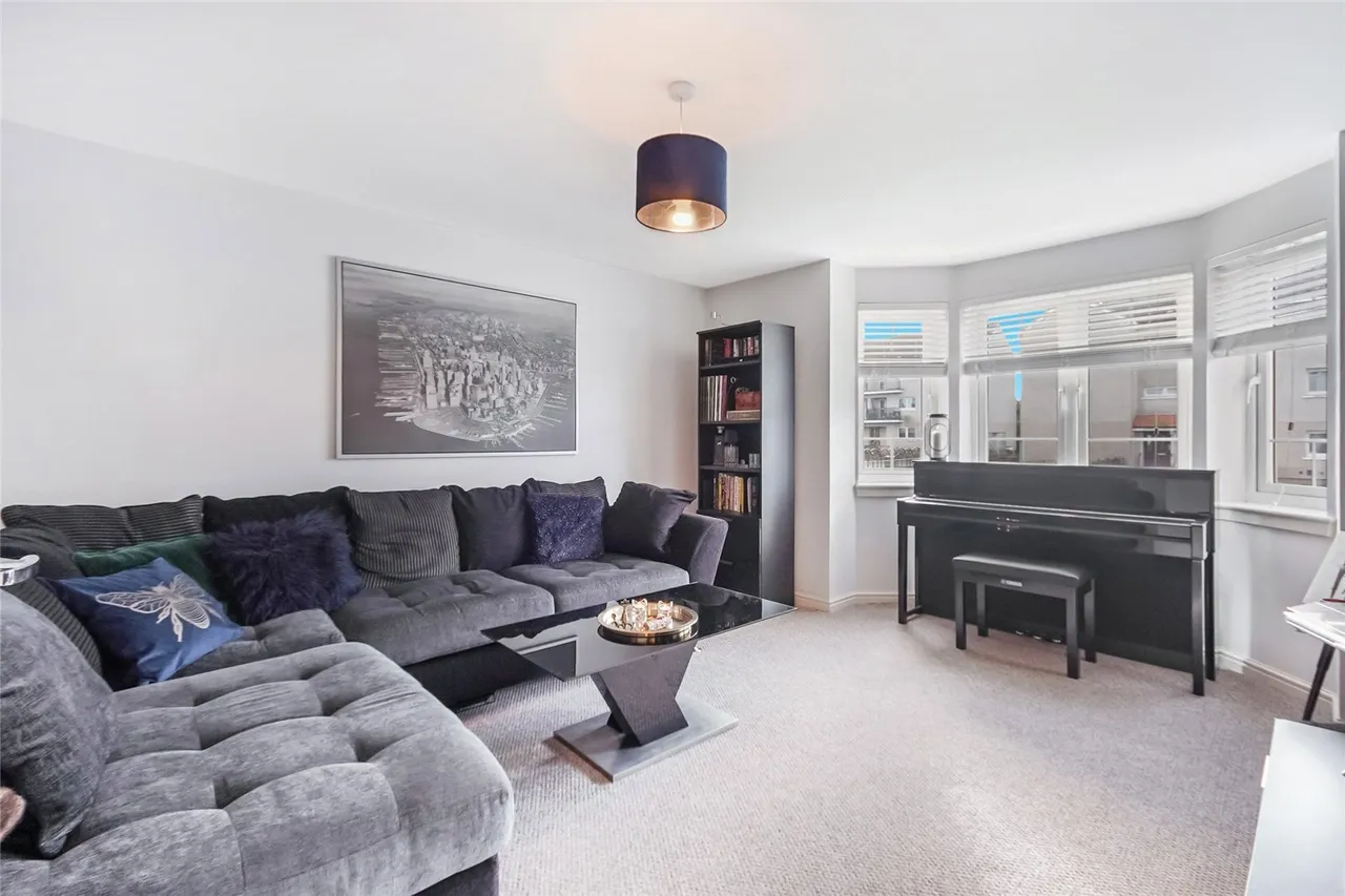 Gartloch Road, Garthamlock, G33, photo 2