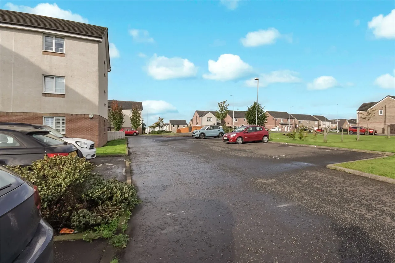 Gartloch Road, Garthamlock, G33, photo 21