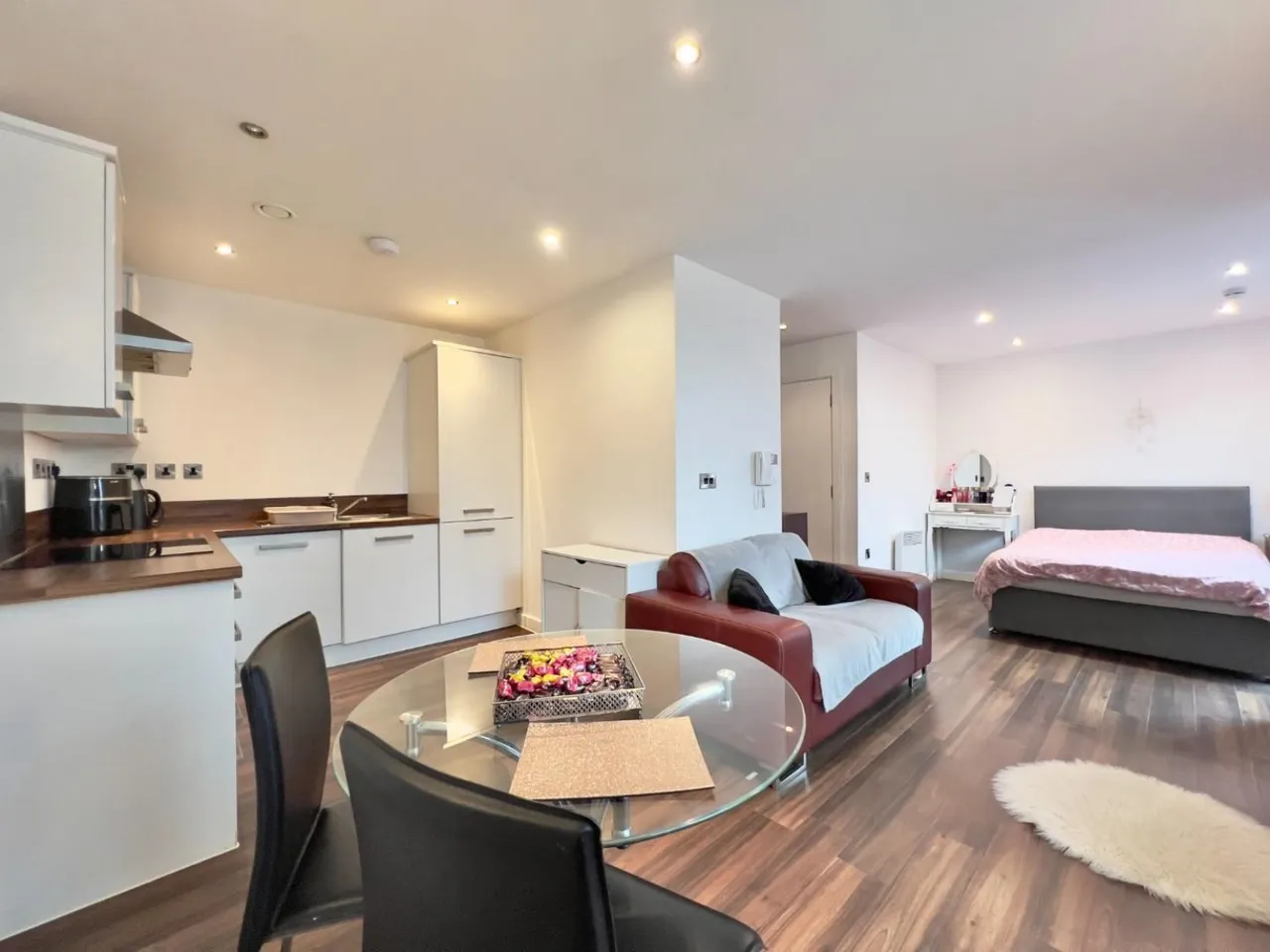 1 bed flat for sale — Fitzwilliam Street, Barnsley